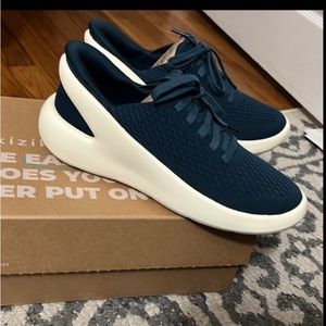 NIB Kizik Women’s Roamer Tidepool Hands-Free Shoes, size 8